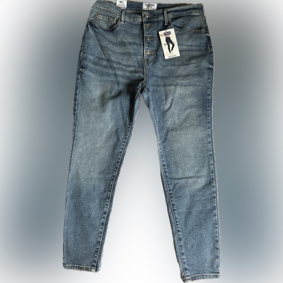 Levi's Women's Light Blue Skinny Jeans - Picture 1 of 4